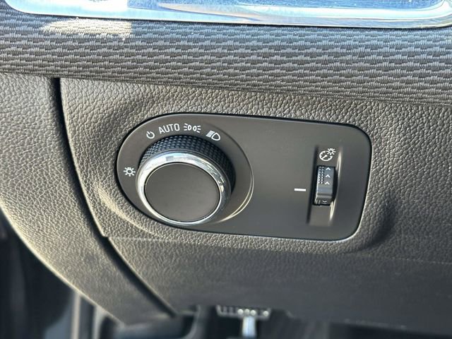 Used 2018 Chevrolet Cruze LS image 14