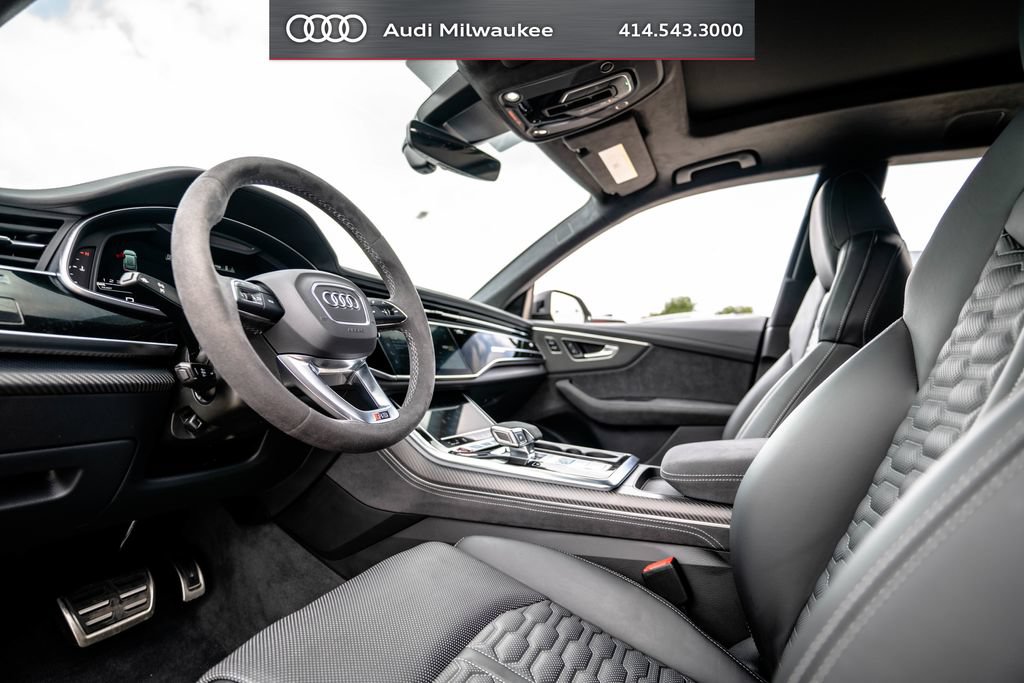 Used 2025 Audi RS Q8 performance w/ Matte Carbon Package AWD/4WD image 4