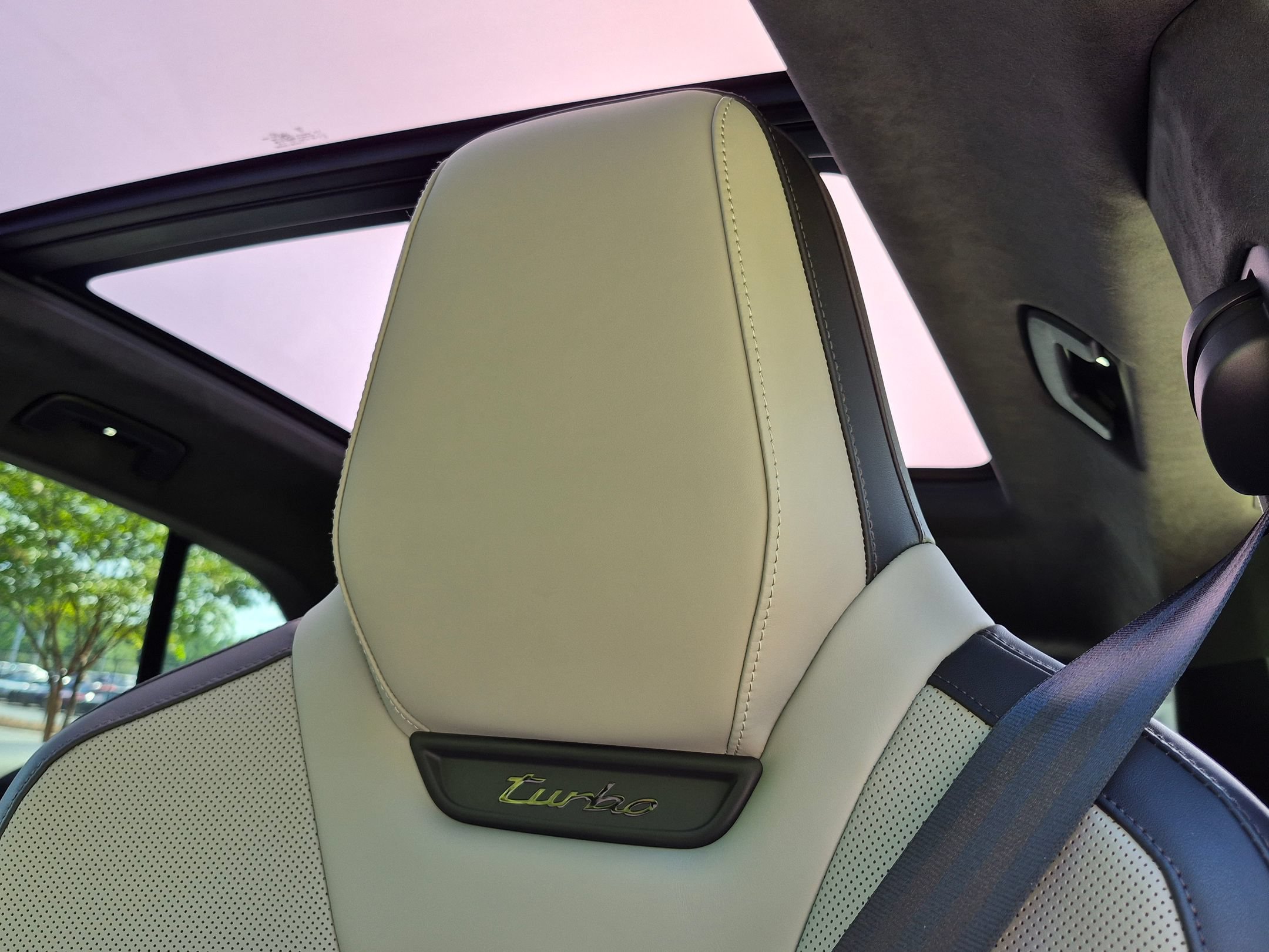New 2026 Porsche Cayenne Turbo Electric AWD/4WD image 6