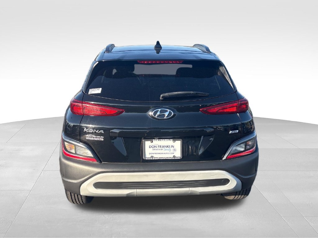 Used 2023 Hyundai Kona SEL AWD/4WD image 4