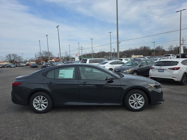 New 2026 Toyota Camry LE image 3