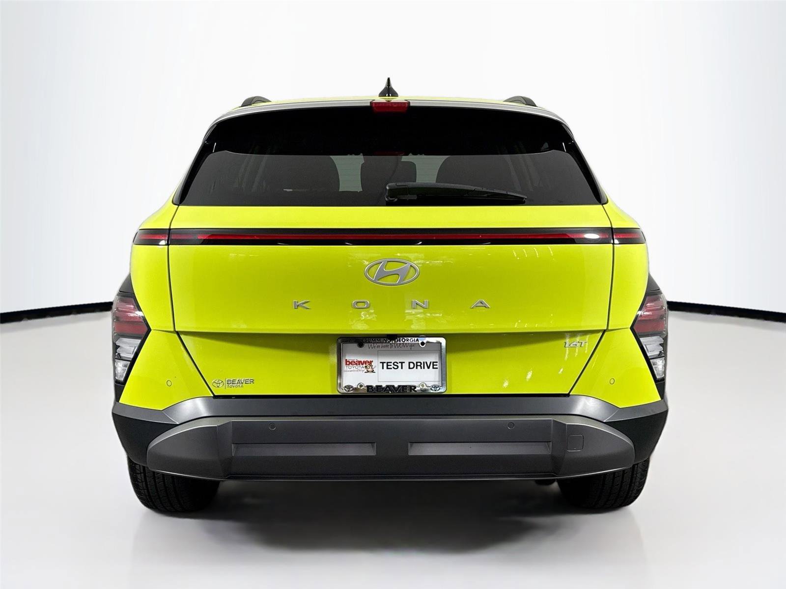 Used 2024 Hyundai Kona Limited FWD image 12