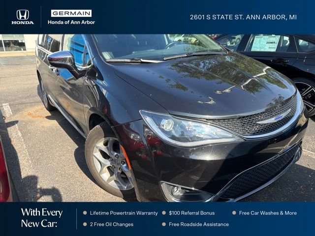 Used 2019 Chrysler Pacifica Limited FWD image 3
