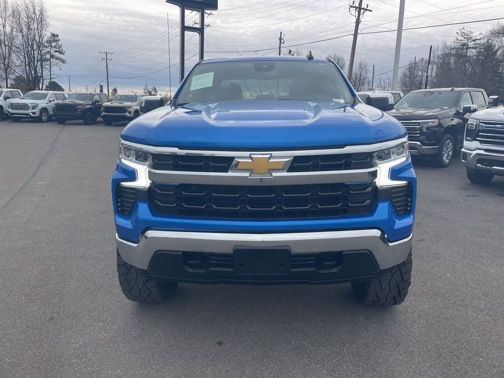 Used 2025 Chevrolet Silverado 1500 LT image 8
