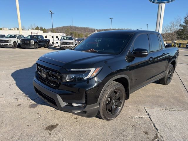 Used 2025 Honda Ridgeline Black Edition image 3