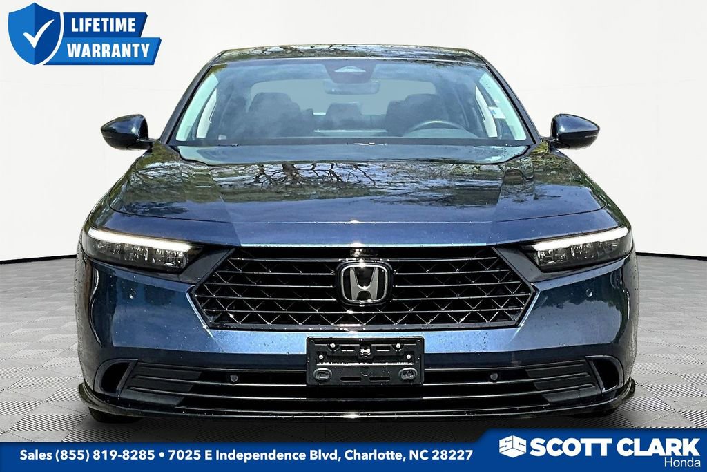 Used 2023 Honda Accord EX-L image 2