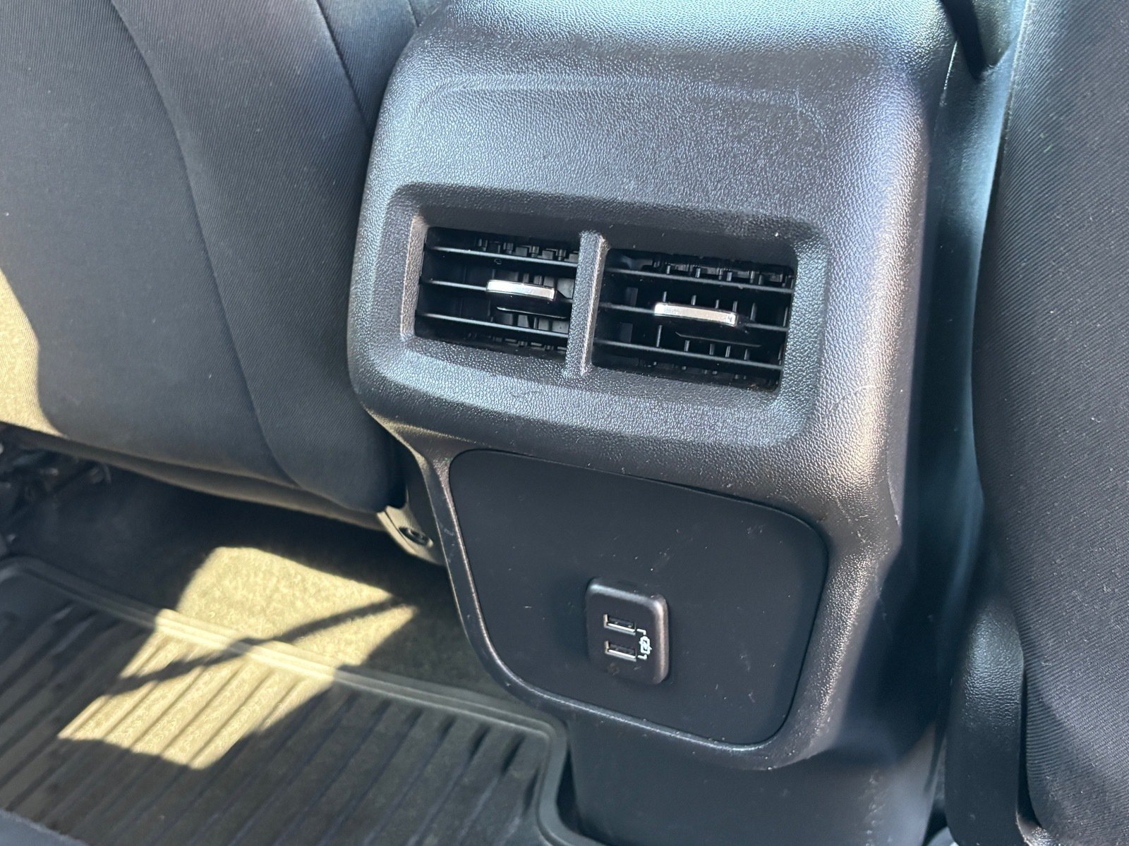 Used 2023 Chevrolet Equinox LS w/ LS Convenience Package FWD image 30