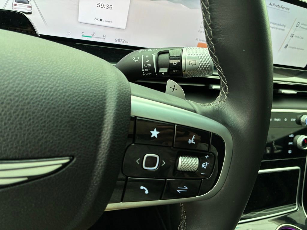 Used 2025 Genesis GV80 2.5T image 28