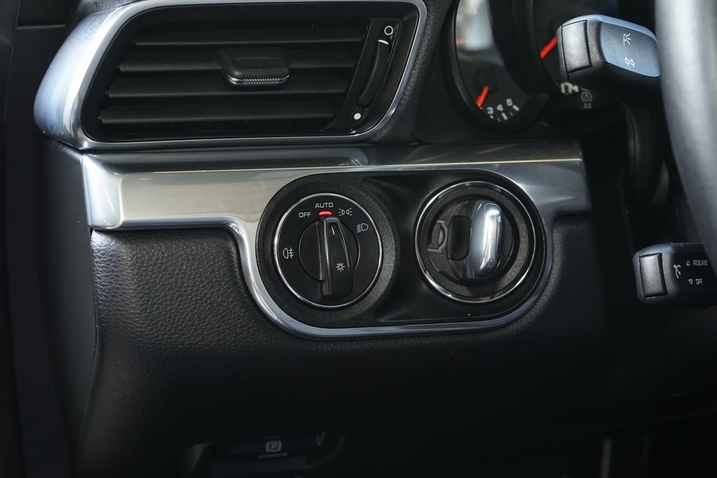 Used 2014 Porsche 911 Carrera image 21