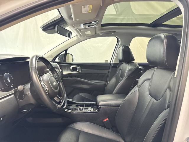 Used 2023 Kia Sorento SX FWD image 11