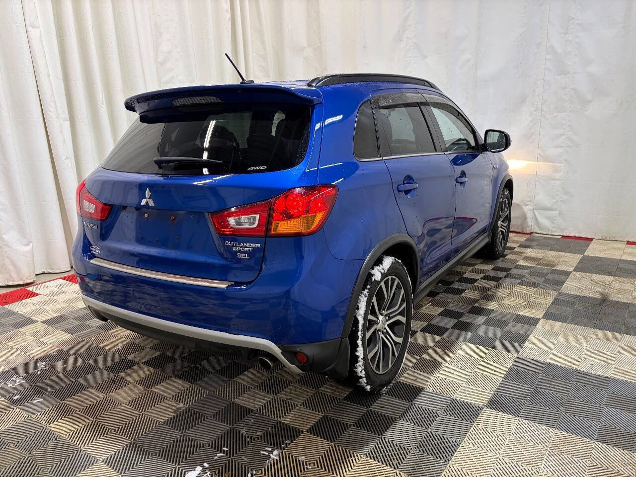 Used 2016 Mitsubishi Outlander Sport SEL AWD/4WD image 6