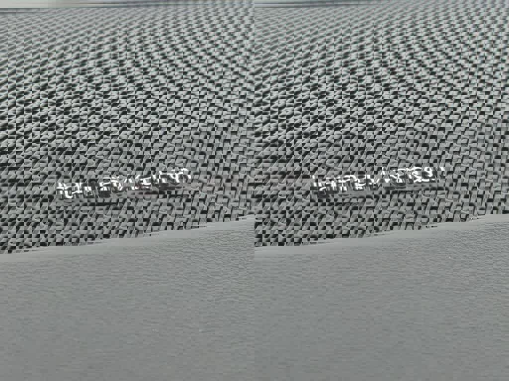 New 2025 Volvo XC90 B5 Plus w/ Protection Package Premier image 31