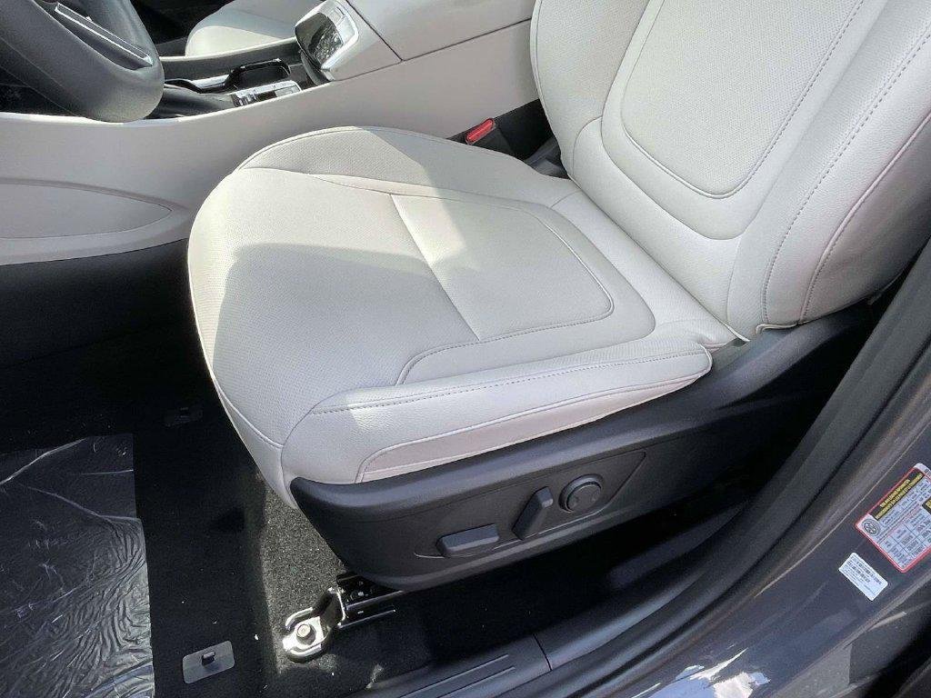 New 2026 Hyundai Tucson SEL Plus w/ Tow & Go Package FWD image 40