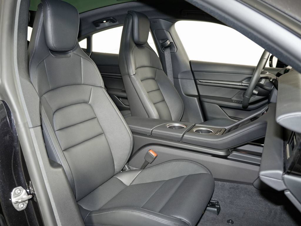 New 2026 Porsche Taycan 4S AWD/4WD image 39