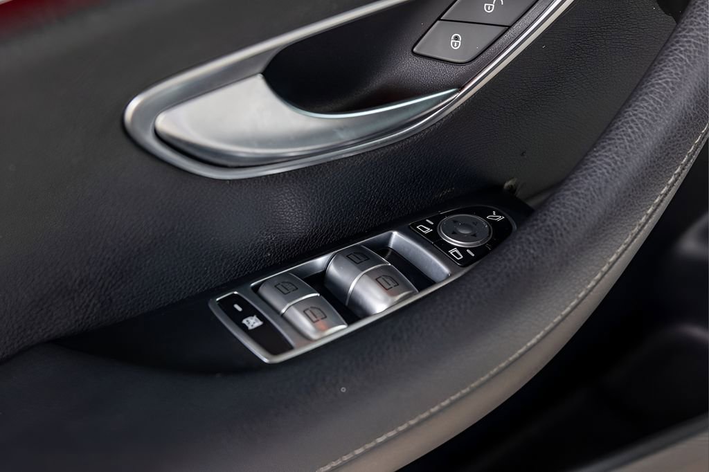 Used 2020 Mercedes-Benz E 350 Sedan image 41