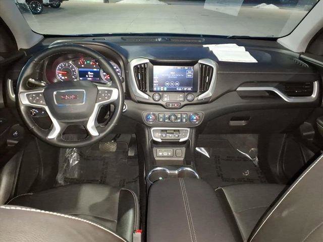 Used 2023 GMC Terrain SLT image 8
