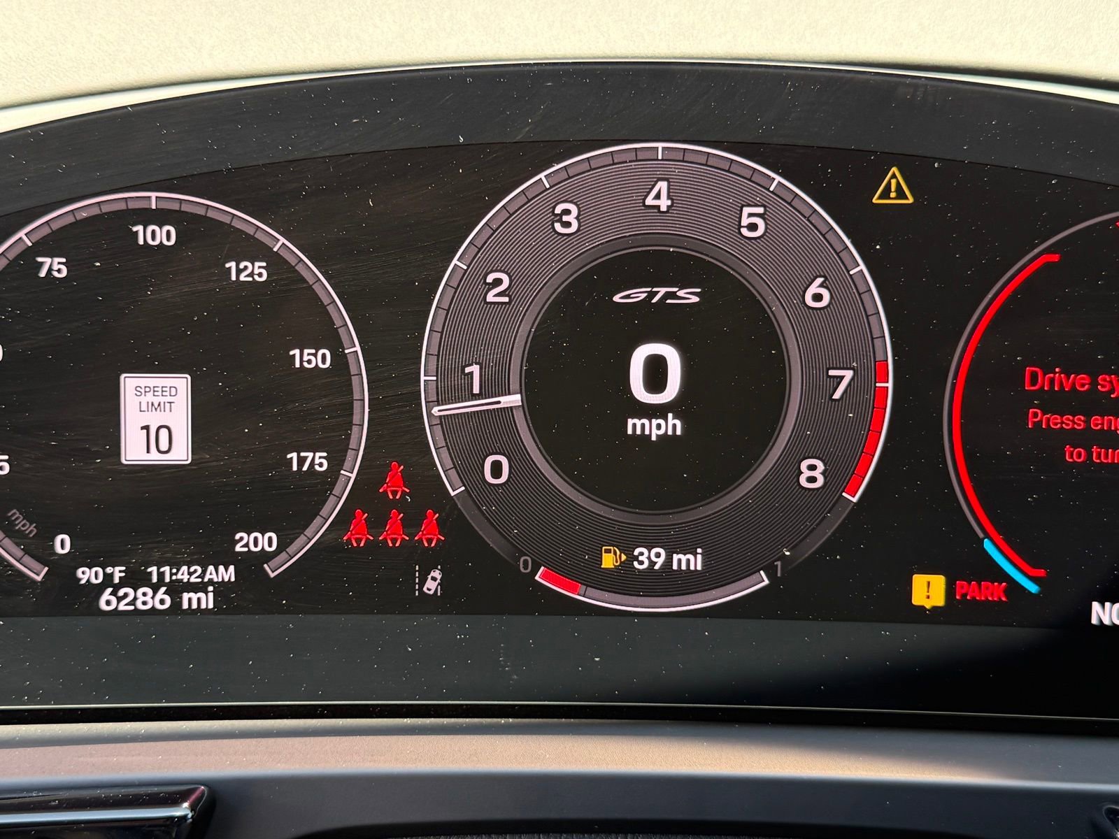 Used 2025 Porsche Cayenne GTS AWD/4WD image 35