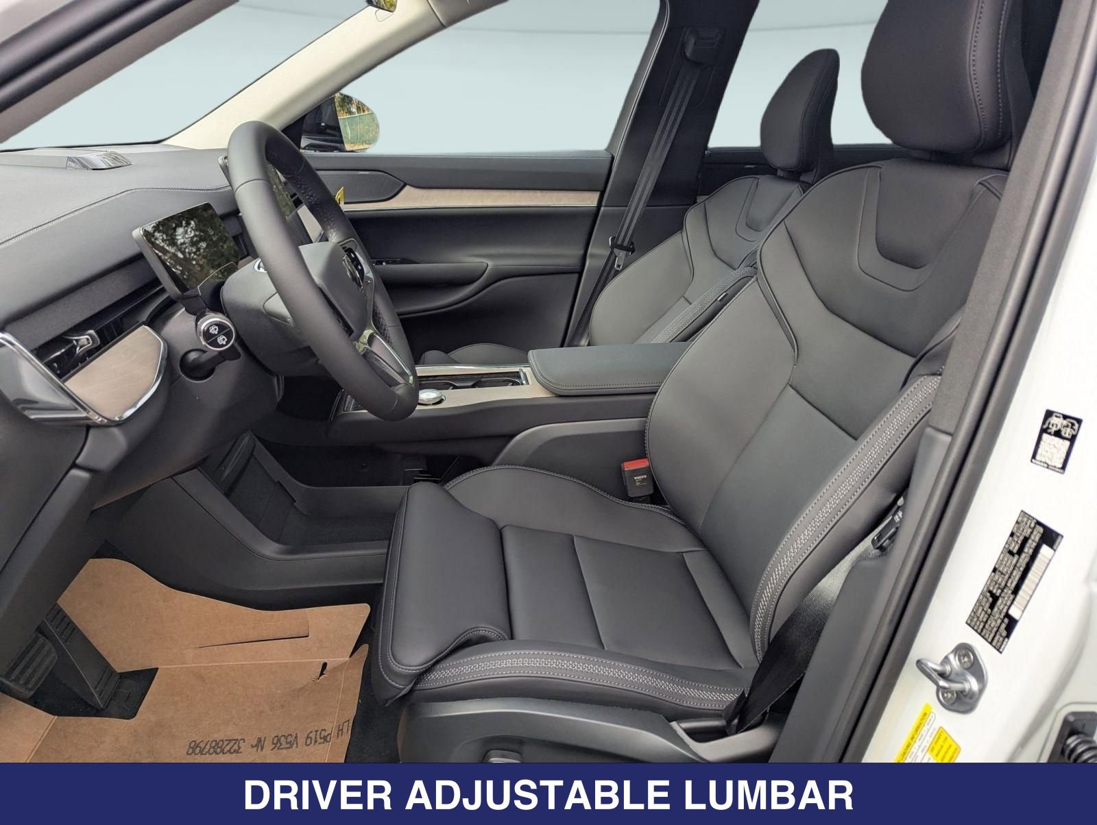 New 2025 Volvo EX90 Ultra w/ Protection Package Premier AWD/4WD image 9