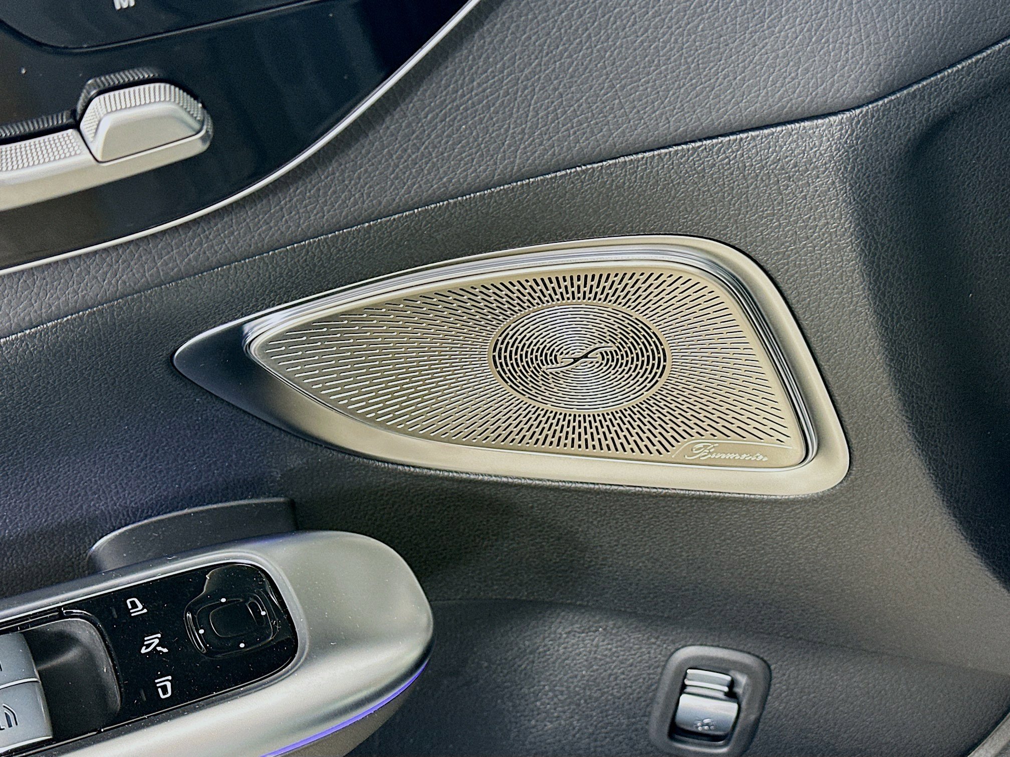 Certified 2025 Mercedes-Benz C 300 4MATIC Sedan image 23