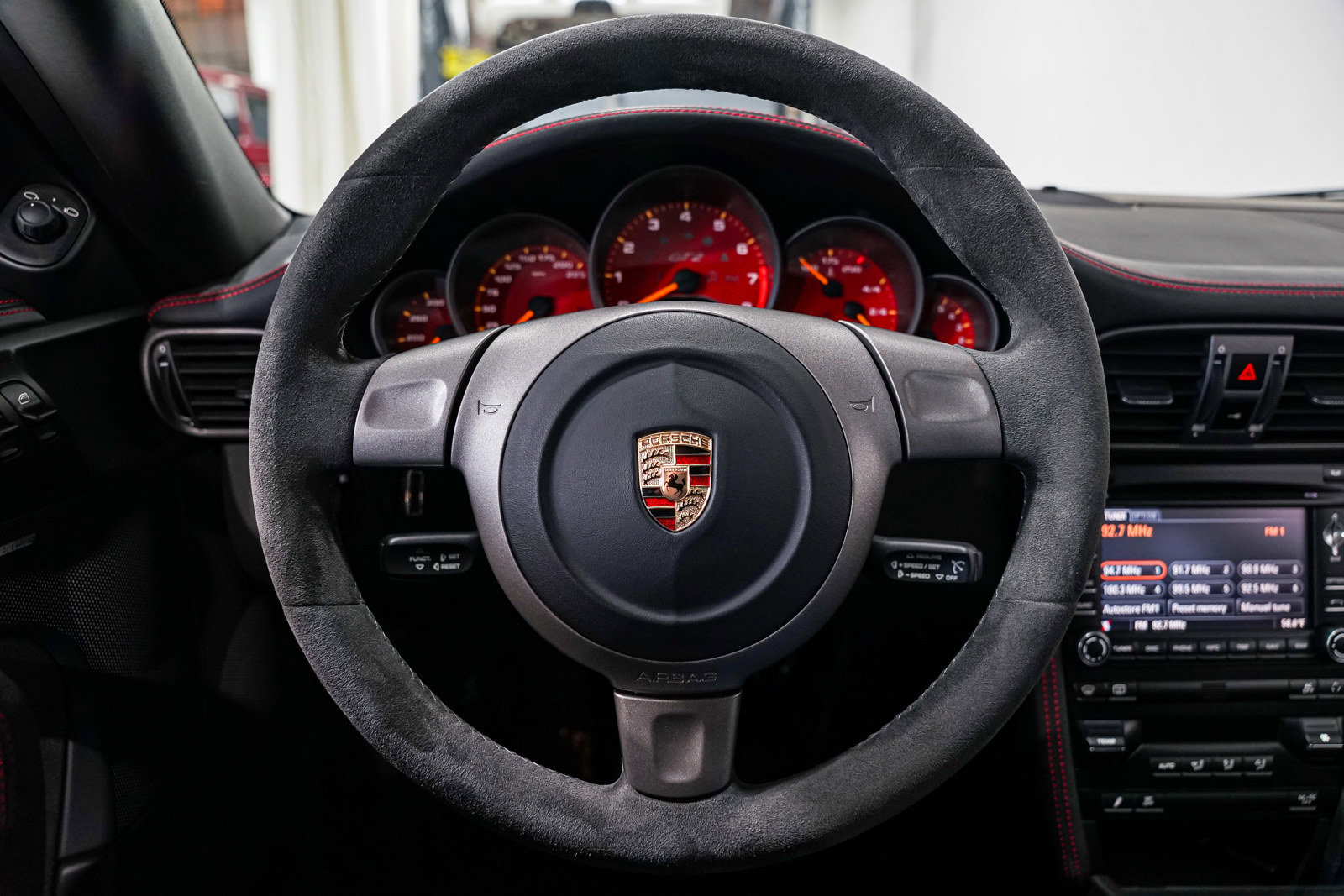 Used 2009 Porsche 911 GT2 image 10