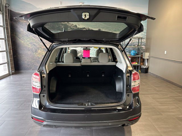 Used 2015 Subaru Forester 2.5i Premium w/ All-Weather Package AWD/4WD image 28