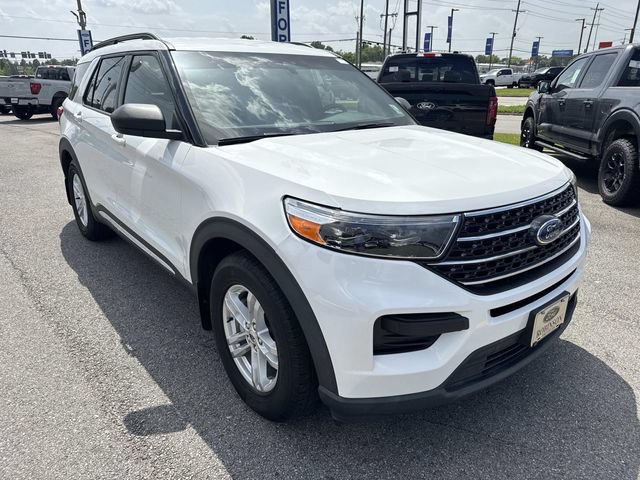 Certified 2020 Ford Explorer XLT RWD image 3