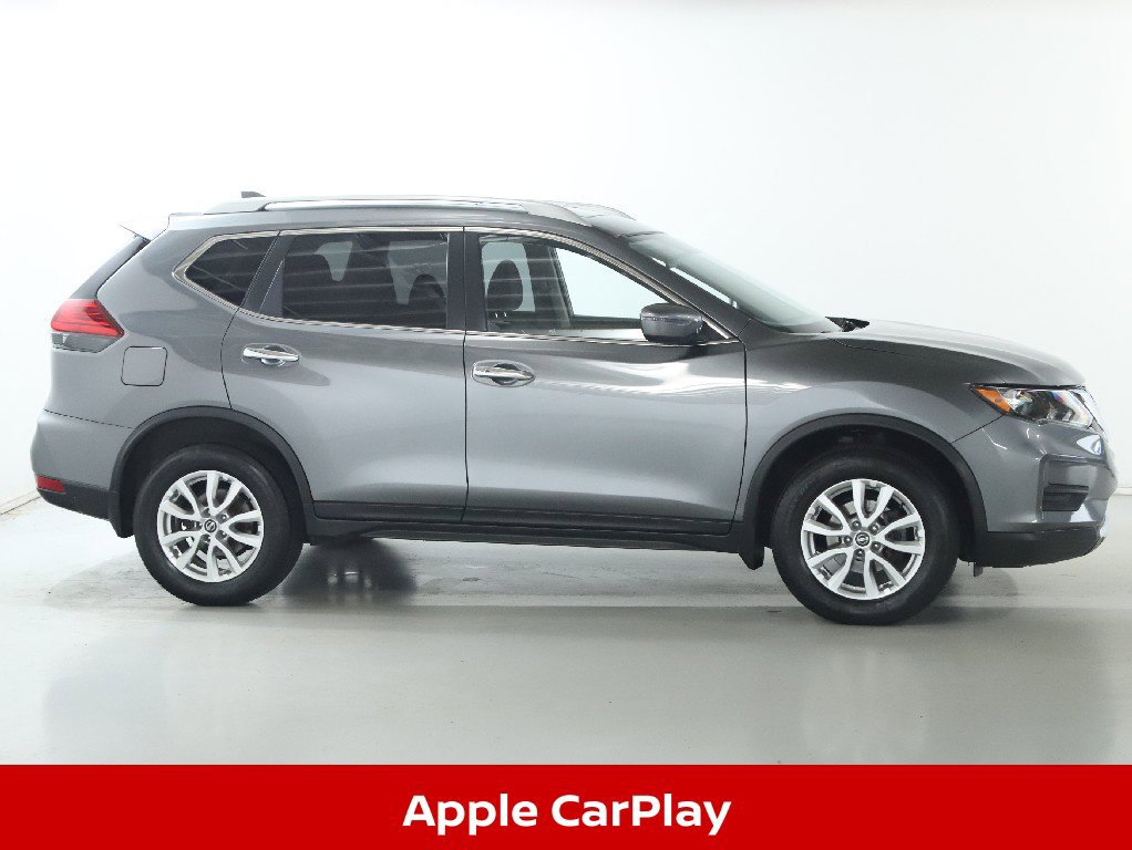 Used 2017 Nissan Rogue SV w/ Sun & Sound Touring Package AWD/4WD image 12