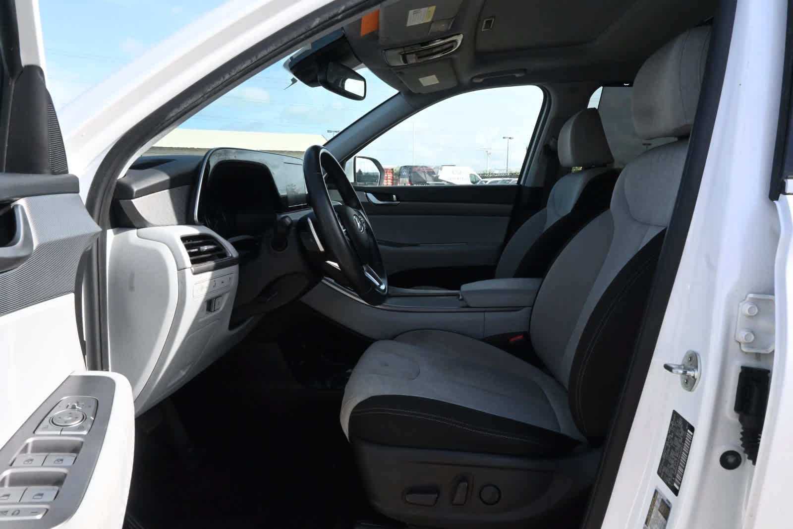 Used 2022 Hyundai Palisade SEL w/ Convenience Package FWD image 17