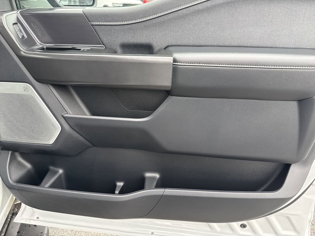 Used 2024 Ford F150 Lariat w/ Equipment Group 502A High image 14