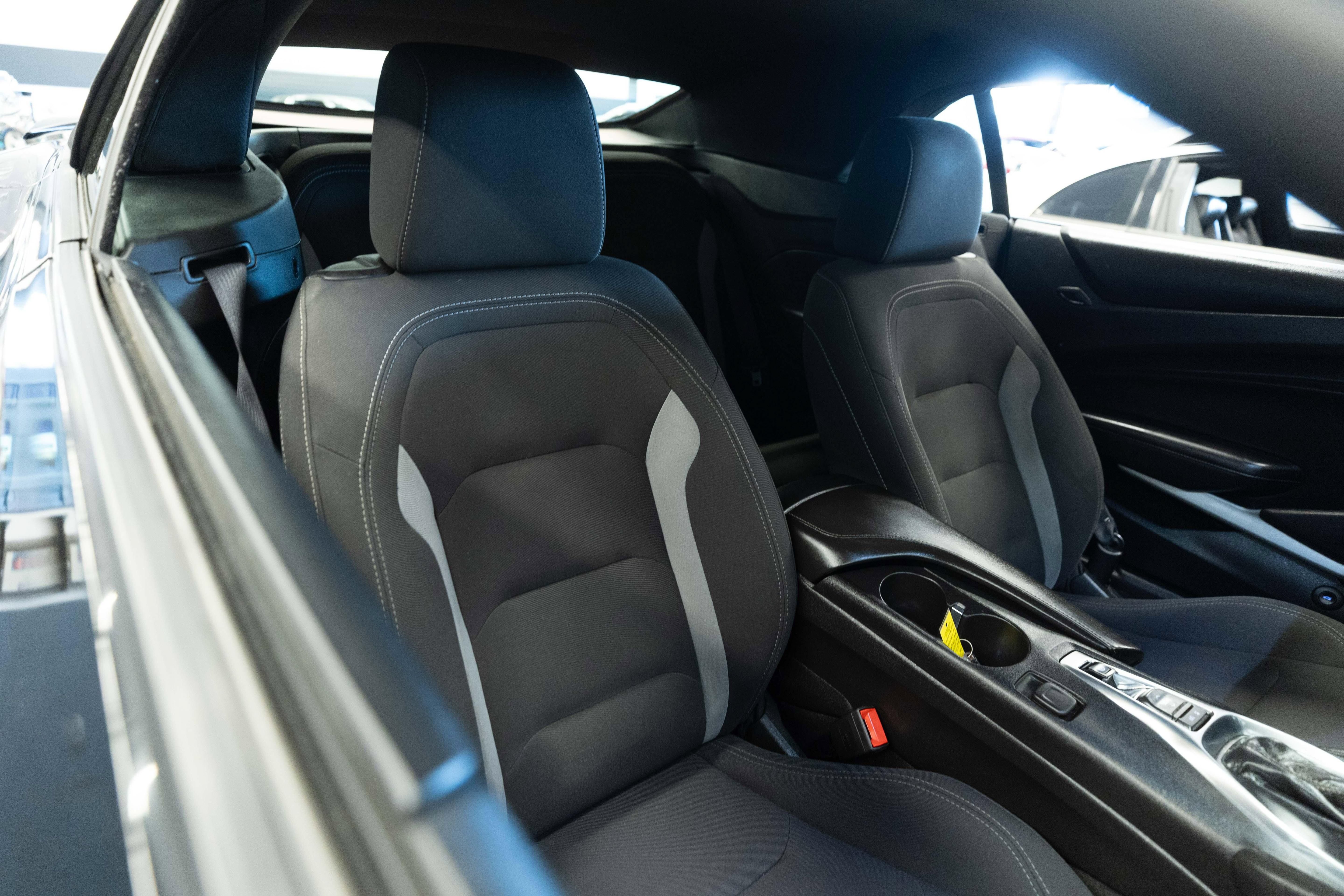 Used 2018 Chevrolet Camaro LT w/ RS Package RWD image 13