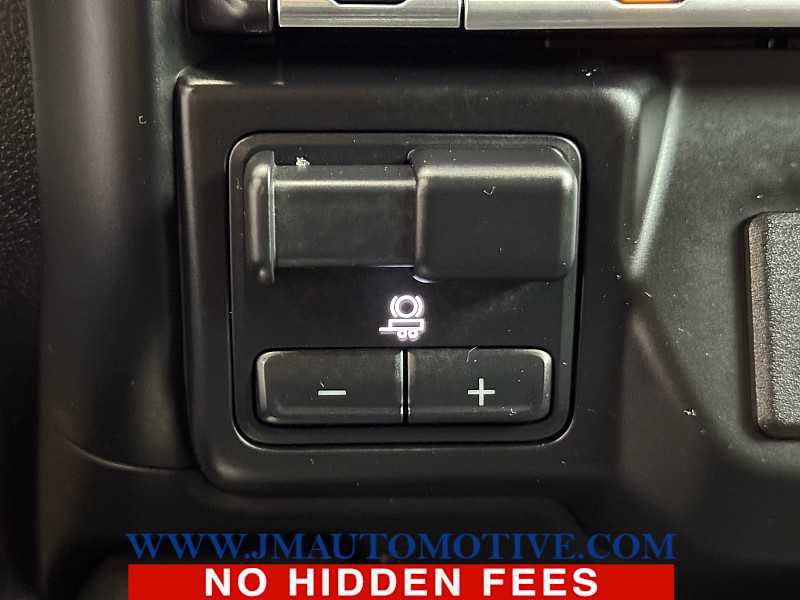 Used 2022 Chevrolet Silverado 1500 LT Trail Boss w/ LT Trail Boss Premium Package image 37