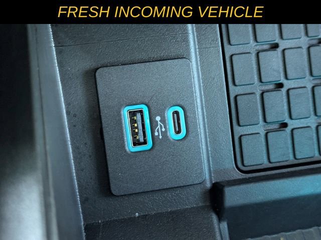 Used 2022 Ford Expedition Limited image 19
