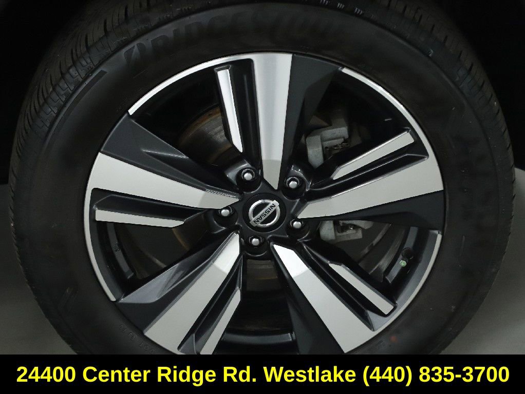 Used 2021 Nissan Rogue Platinum image 10