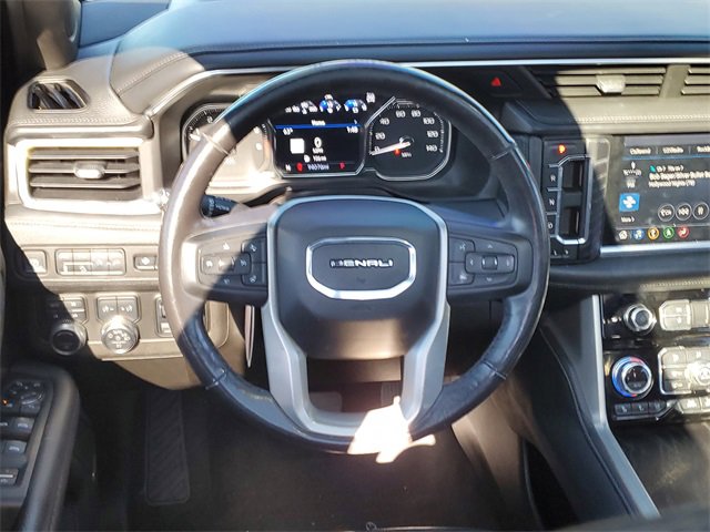 Used 2021 GMC Yukon XL Denali image 11