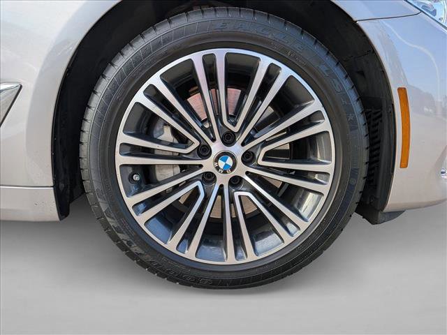 Used 2018 BMW 540i image 20