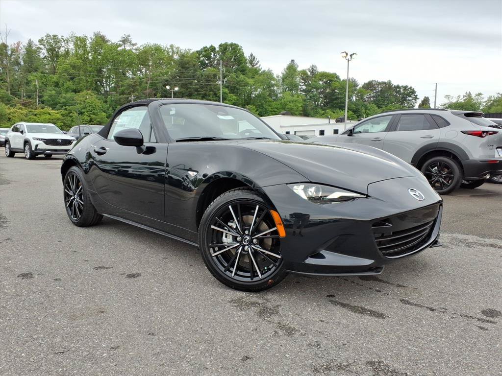 New 2026 MAZDA MX-5 Miata Grand Touring w/ Weather Package RWD image 1