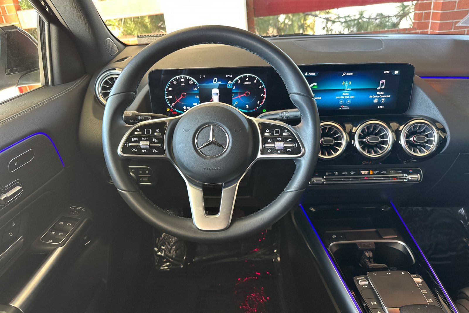 Used 2023 Mercedes-Benz GLA 250 4MATIC image 17