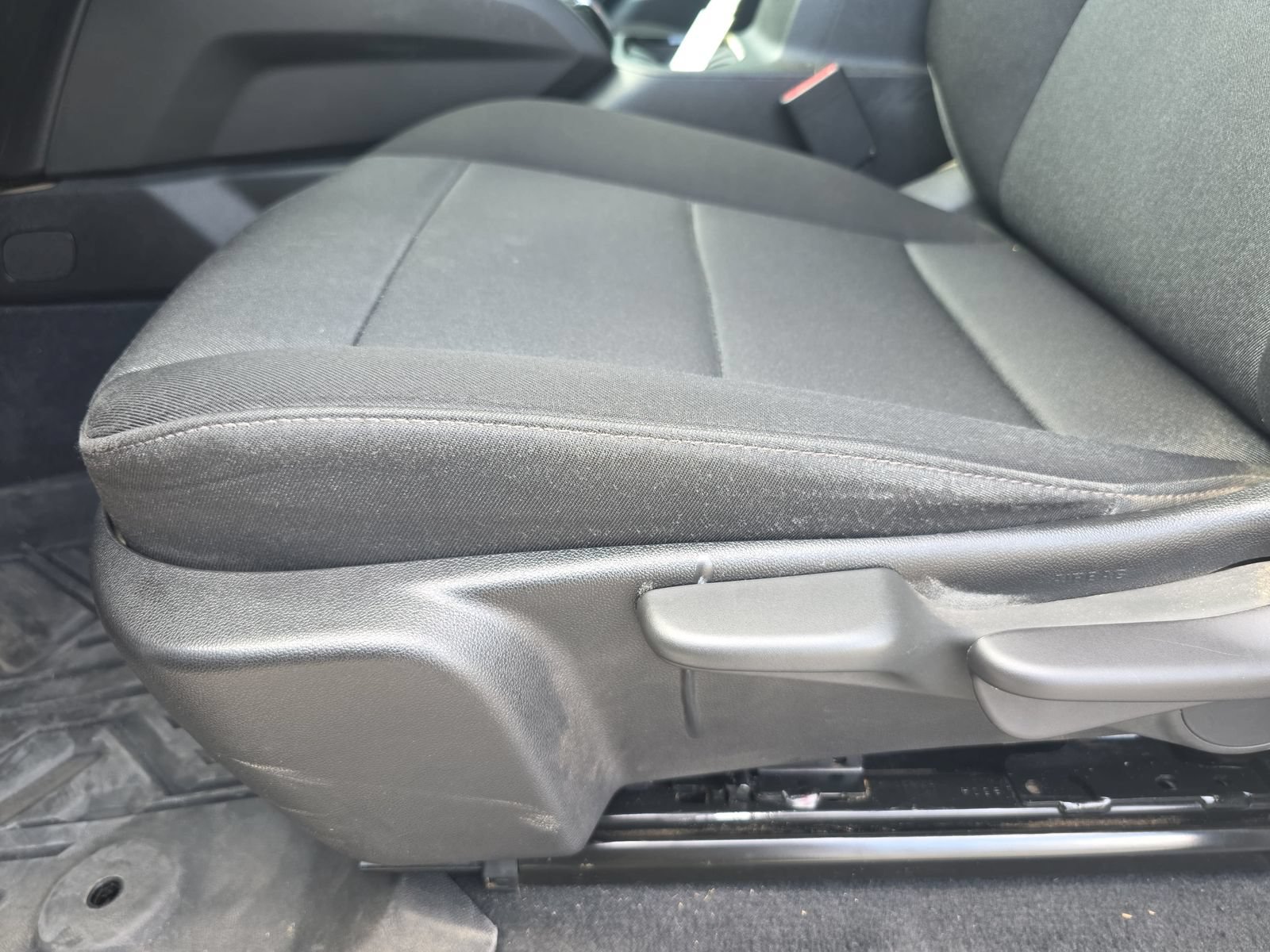 Used 2024 Chevrolet Colorado W/T w/ Safety Package RWD image 26