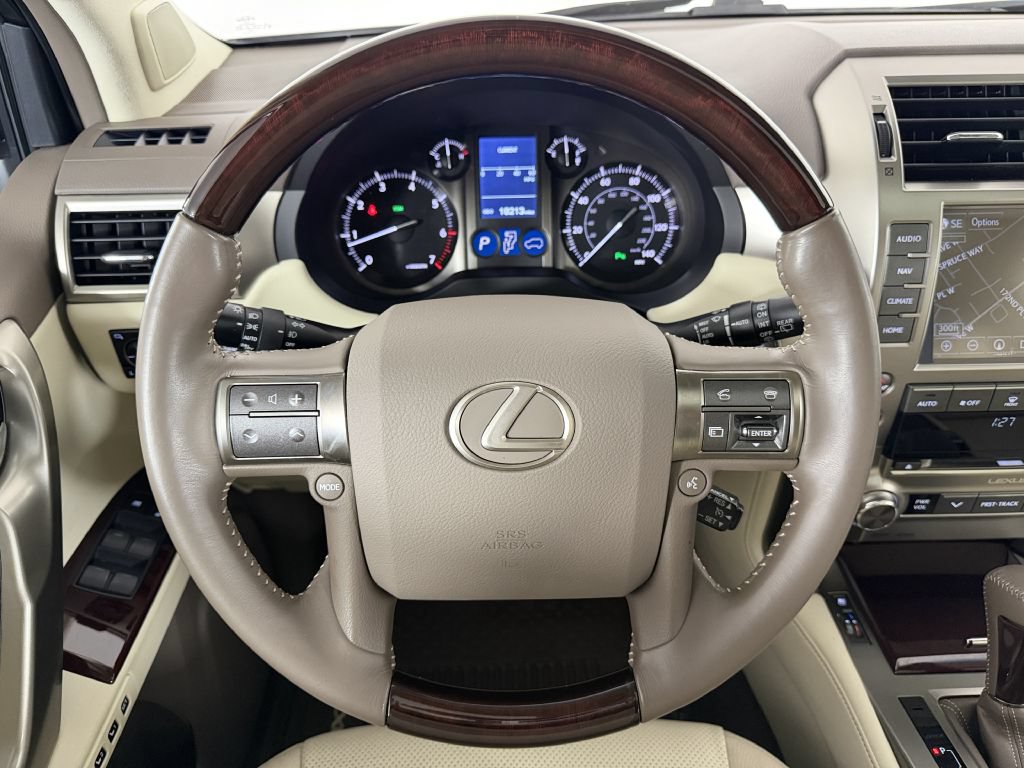 Used 2018 Lexus GX 460 Premium AWD/4WD image 27