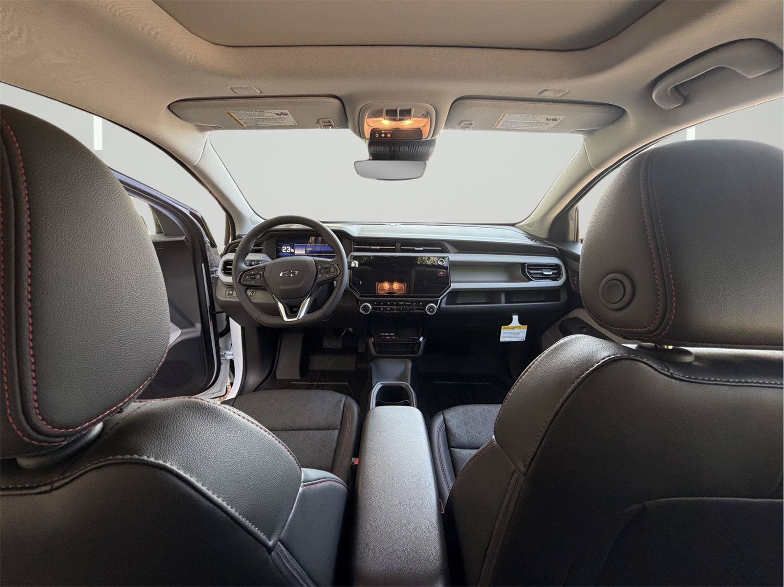 New 2027 Chevrolet Bolt RS w/ Technology Package FWD image 18
