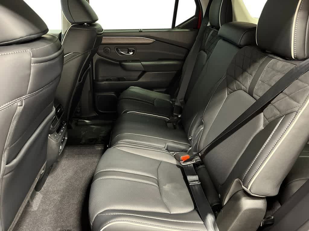 Used 2026 Honda Pilot Elite image 22