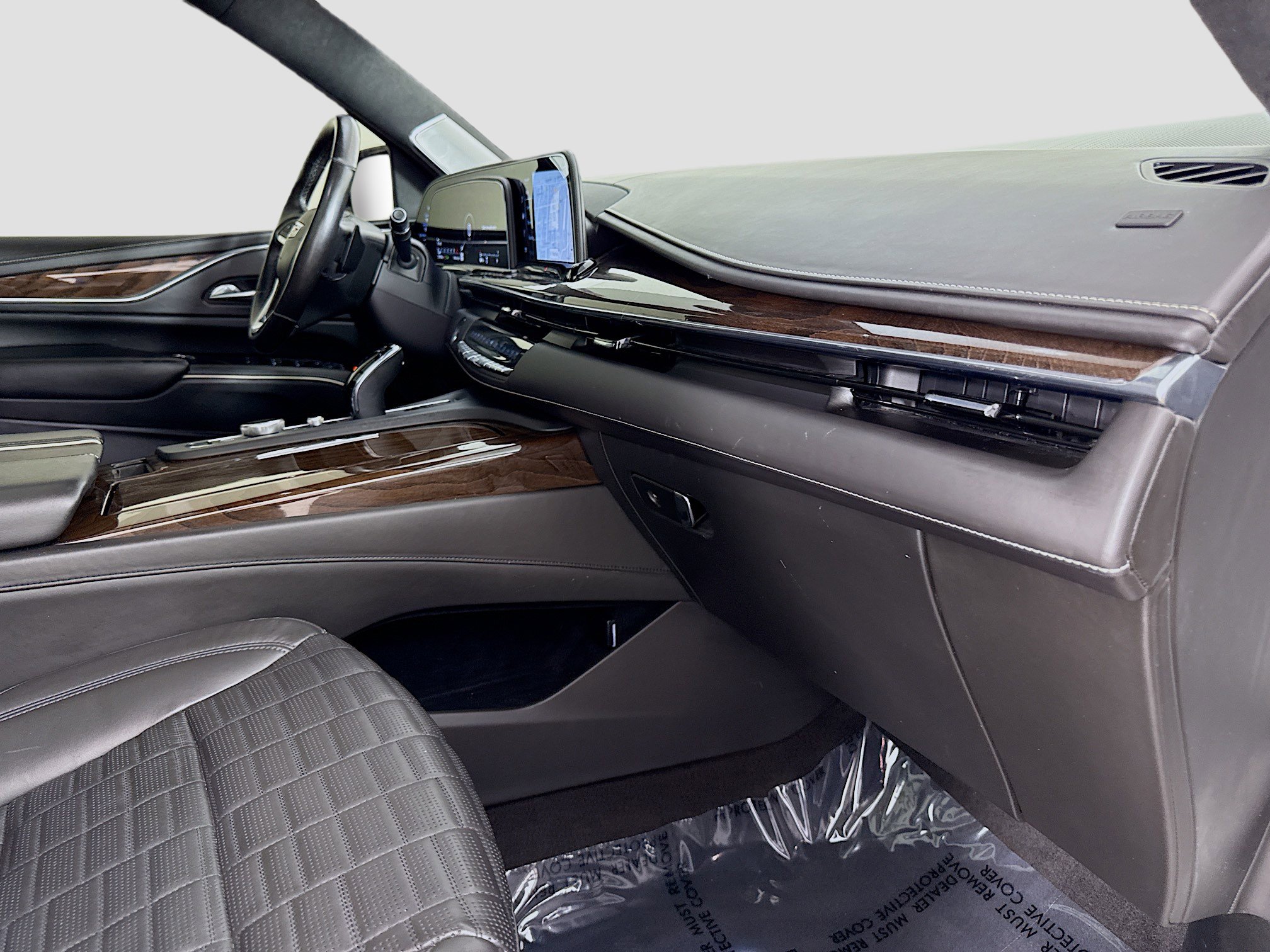 Used 2023 Cadillac Escalade ESV Sport Platinum w/ Heavy-Duty Trailer Package AWD/4WD image 33