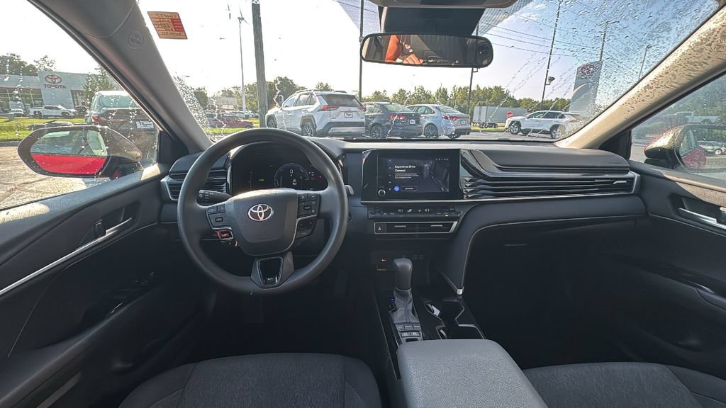 Used 2025 Toyota Camry LE FWD image 8