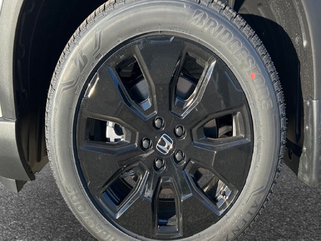 New 2026 Honda Pilot Black Edition image 9