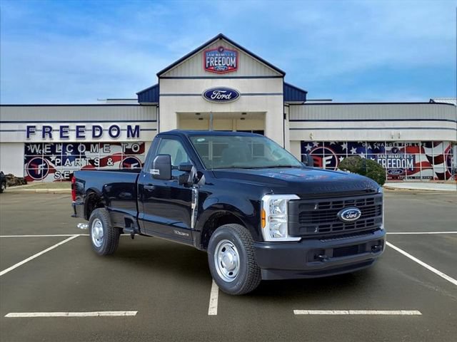 New 2025 Ford F250 XL w/ 360-Degree Camera Package RWD image 1