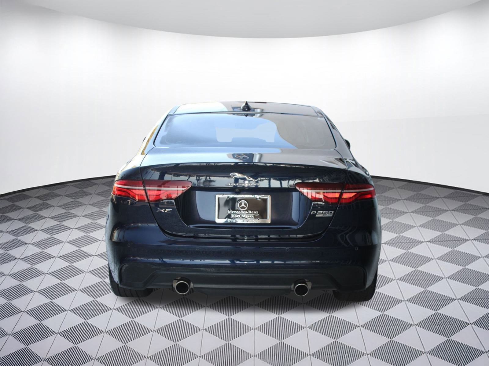 Used 2020 Jaguar XE S image 10