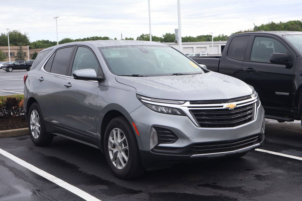 Certified 2024 Chevrolet Equinox LT FWD image 3
