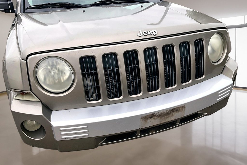 Used 2008 Jeep Patriot Limited FWD image 28