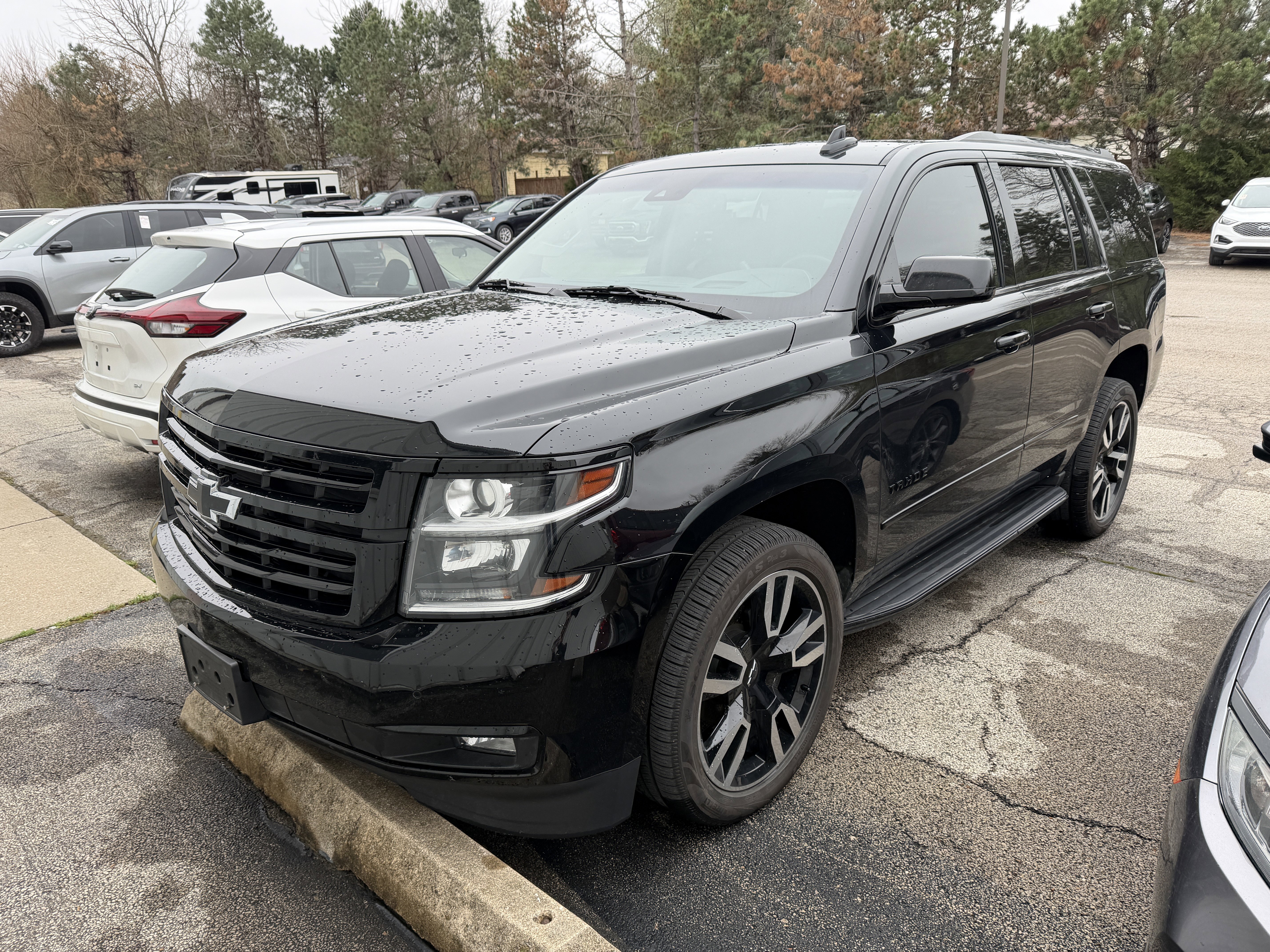 Used 2018 Chevrolet Tahoe Premier w/ RST Edition image 2