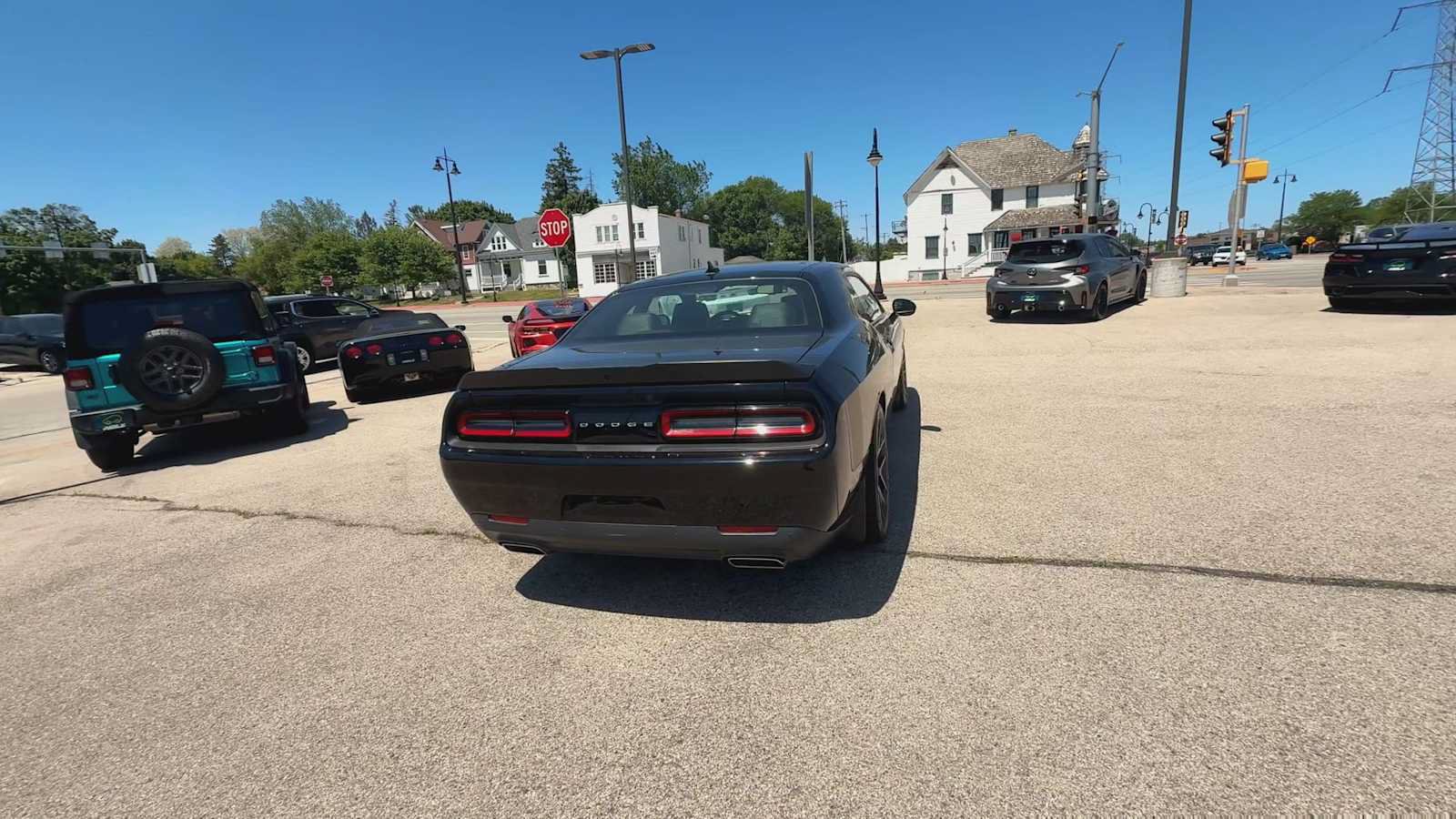 Used 2016 Dodge Challenger R/T Scat Pack w/ Leather Interior Group RWD image 7